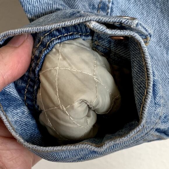 NWT Aerie Sherpa Collared Trucker Denim Jacket in Blue - Picture 6 of 9